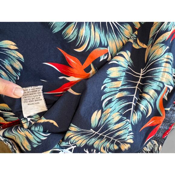 Molokai Surf Co. Men's Button-Up Short-Sleeve Shirt Floral Hawaiian Size XL - Picture 9 of 9